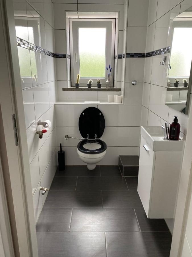 4 Zw M. Blick V. Balkon Auf Lech Lejlighed Augsburg Eksteriør billede